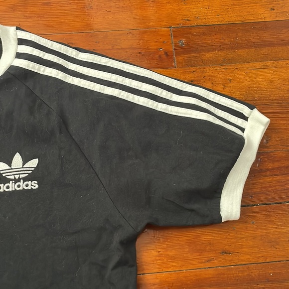 Adidas T-Shirt - Picture 3 of 4